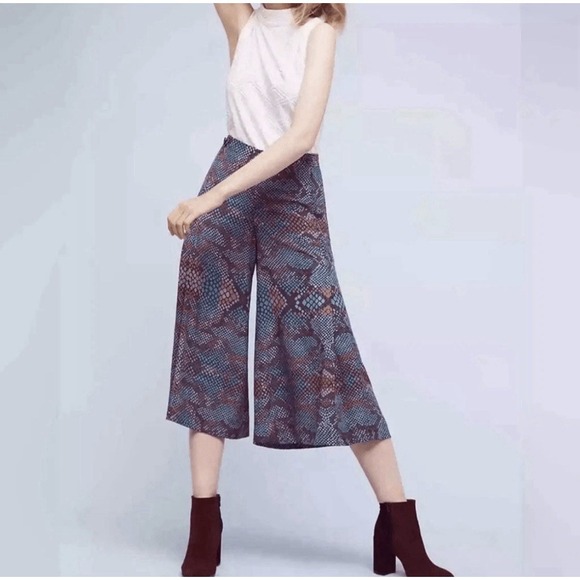 Anthropologie Pants - Anthropologie Womens 4 Essential Culotte Wide Leg Cropped Pants Geometric Print